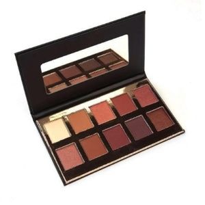 BNIB Crown Fuego Eyeshadow Palette